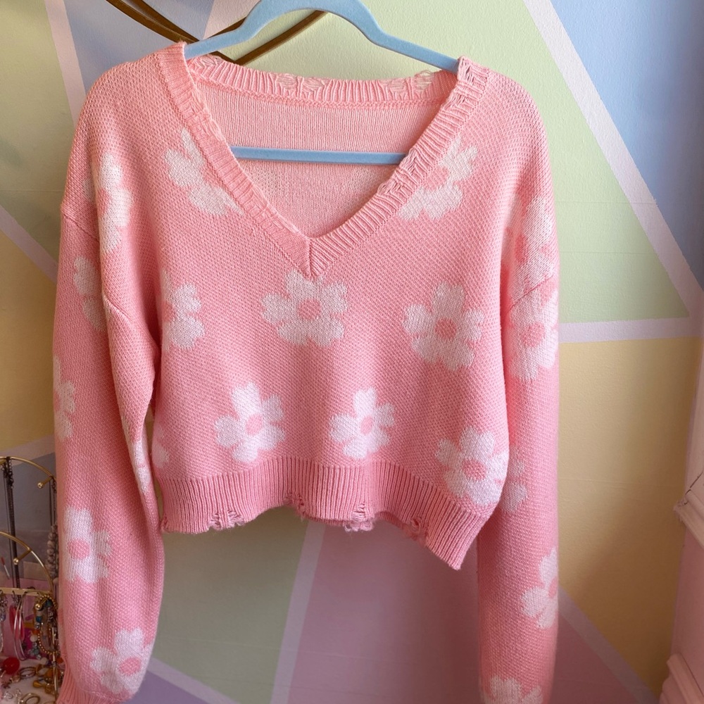 Pink and White flower Pattern V-Neck Sweater